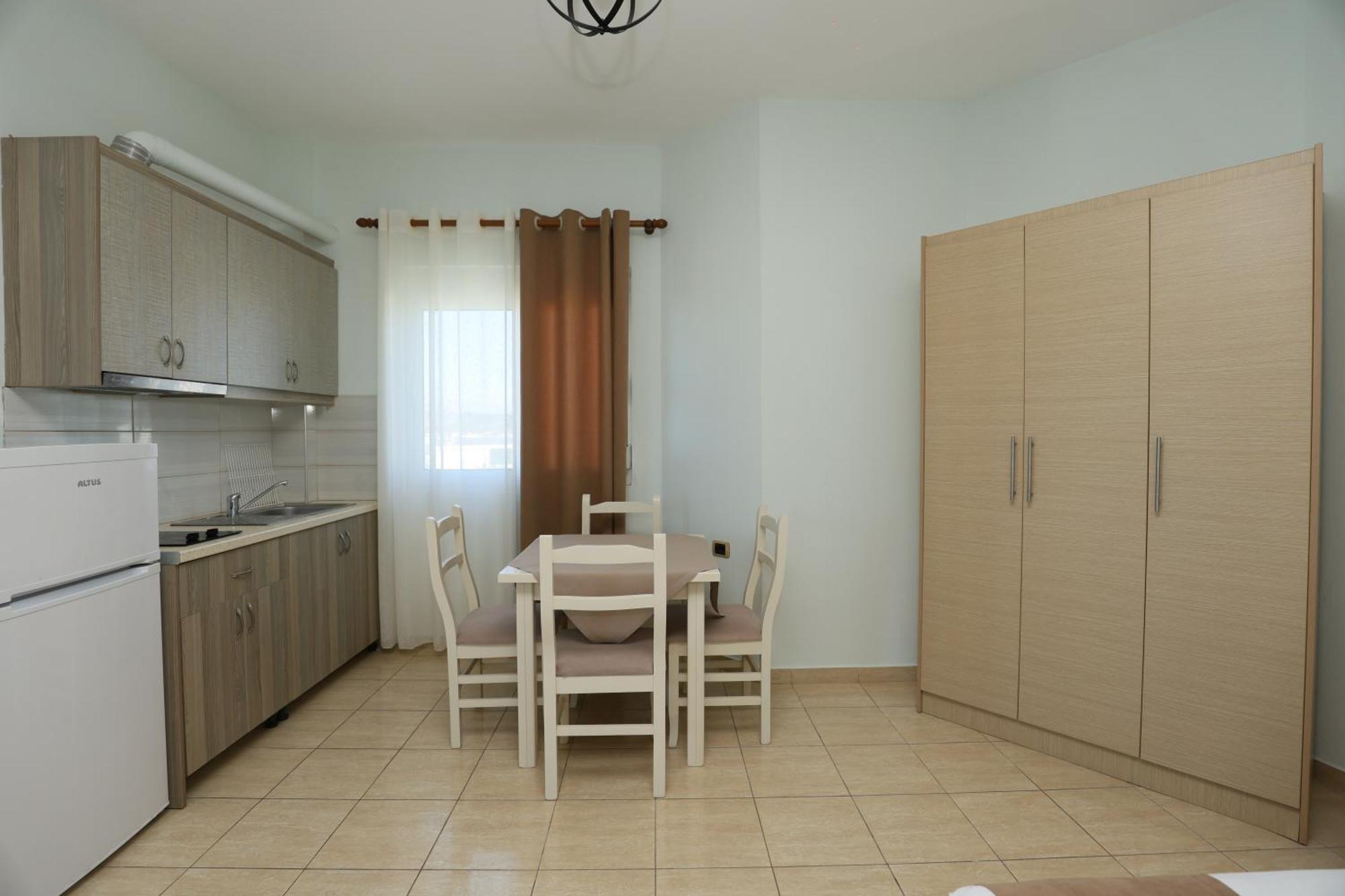 Michelle Apartments Ksamil Luaran gambar