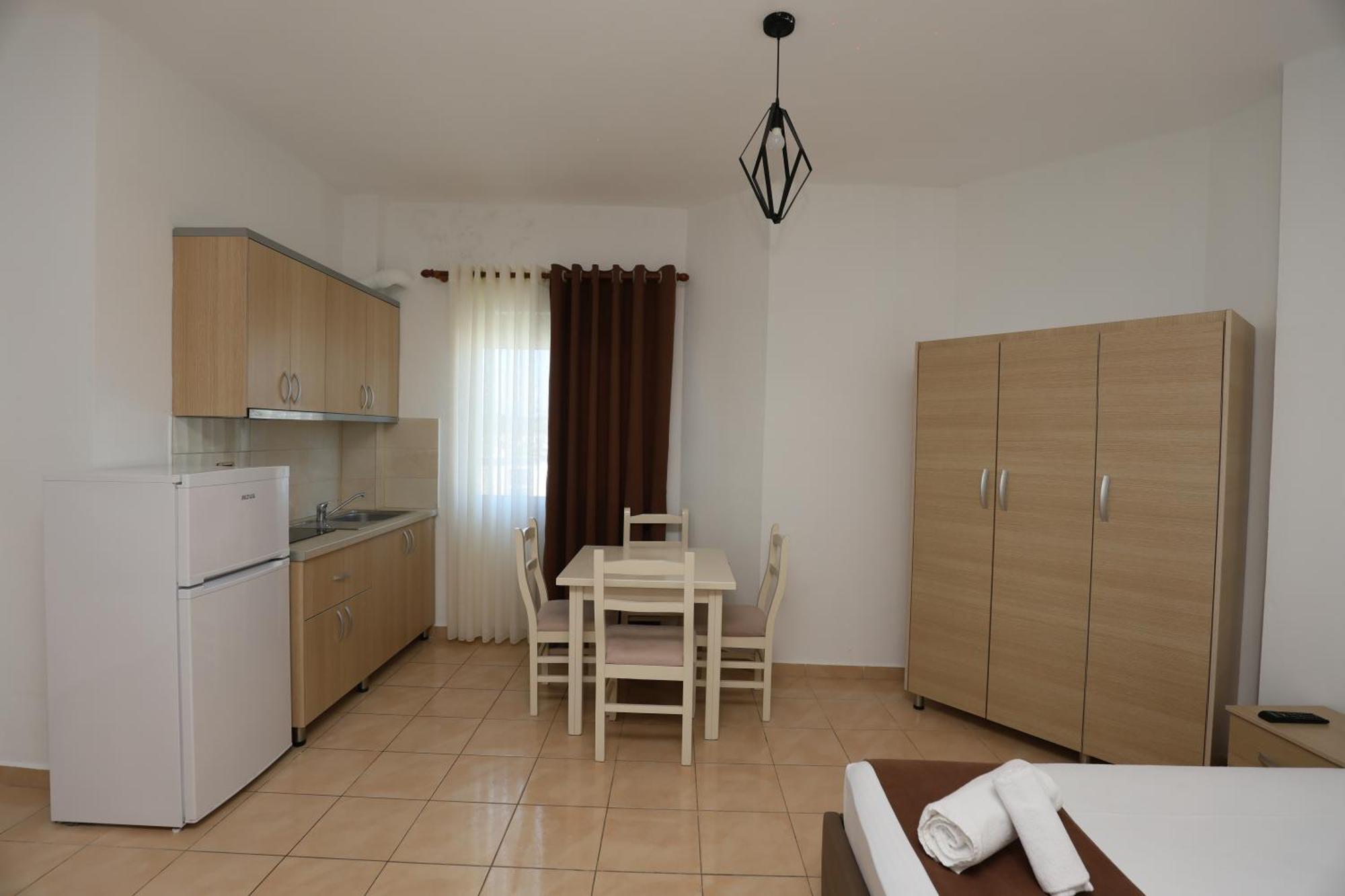 Michelle Apartments Ksamil Luaran gambar