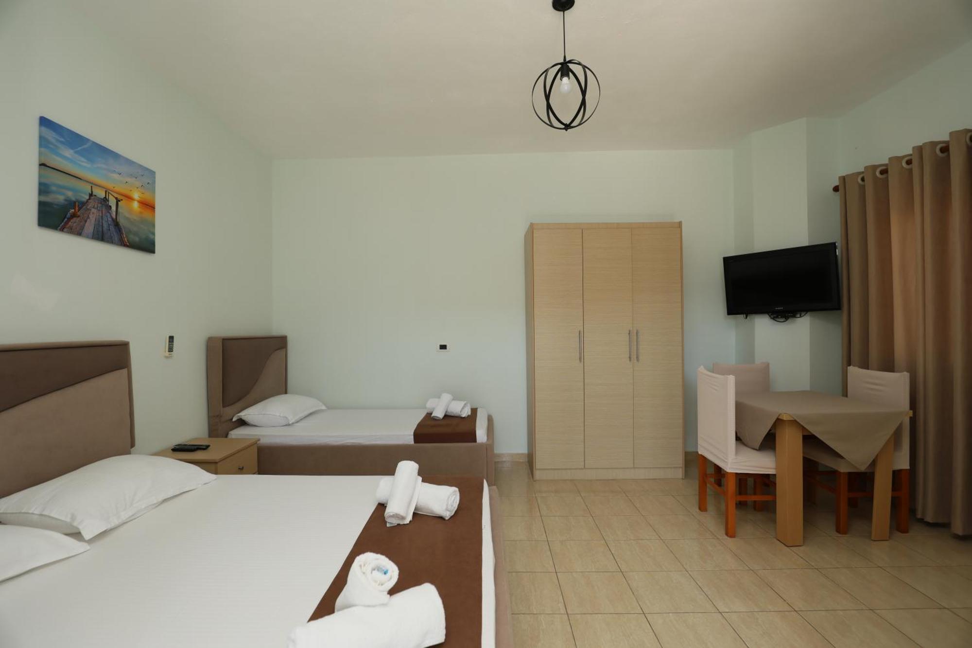 Michelle Apartments Ksamil Luaran gambar