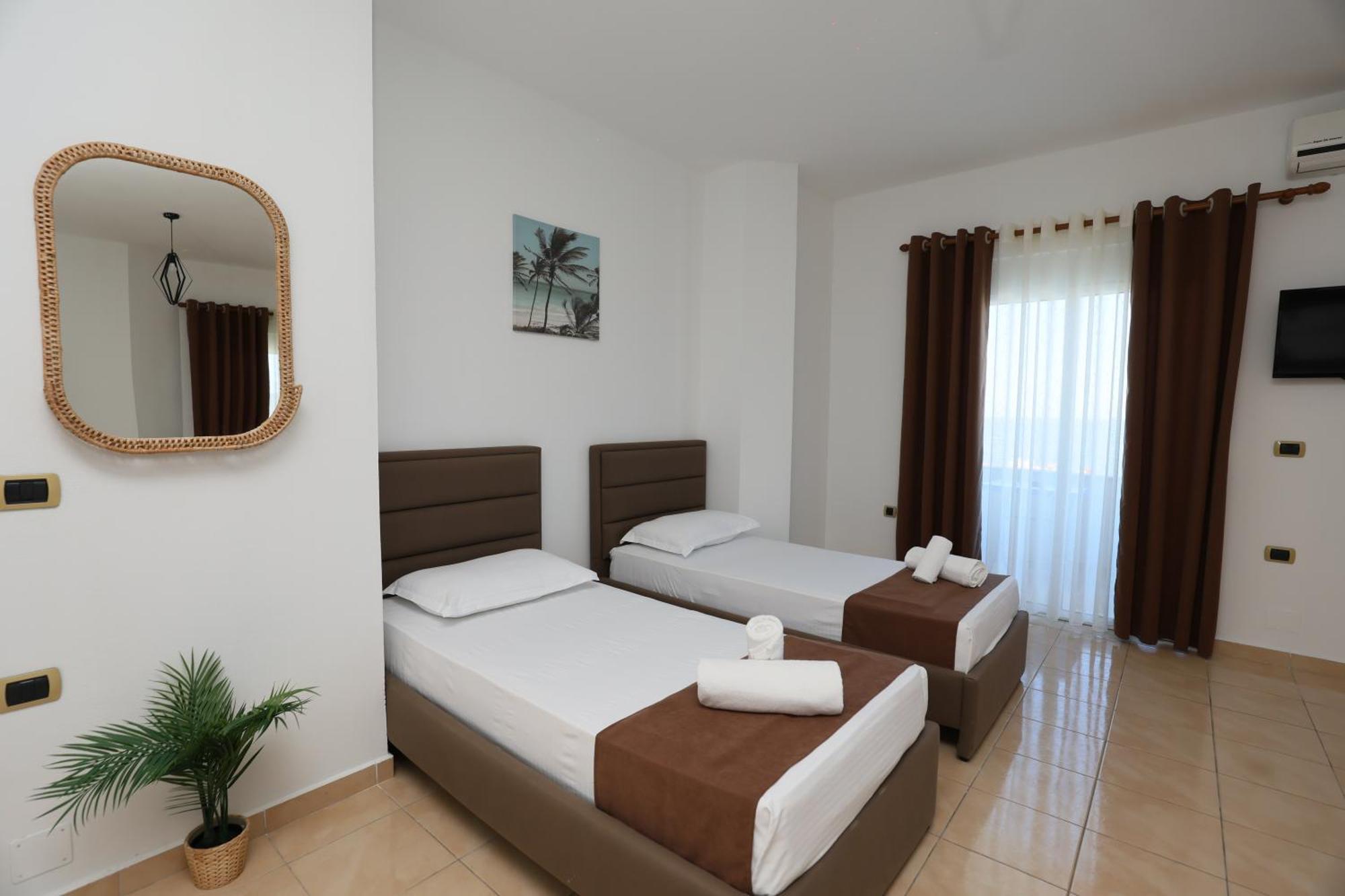 Michelle Apartments Ksamil Luaran gambar