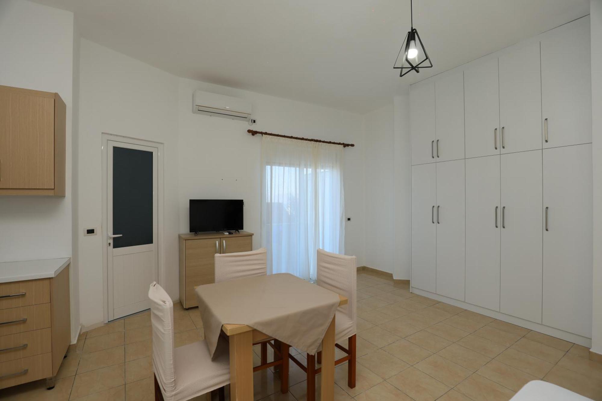 Michelle Apartments Ksamil Luaran gambar
